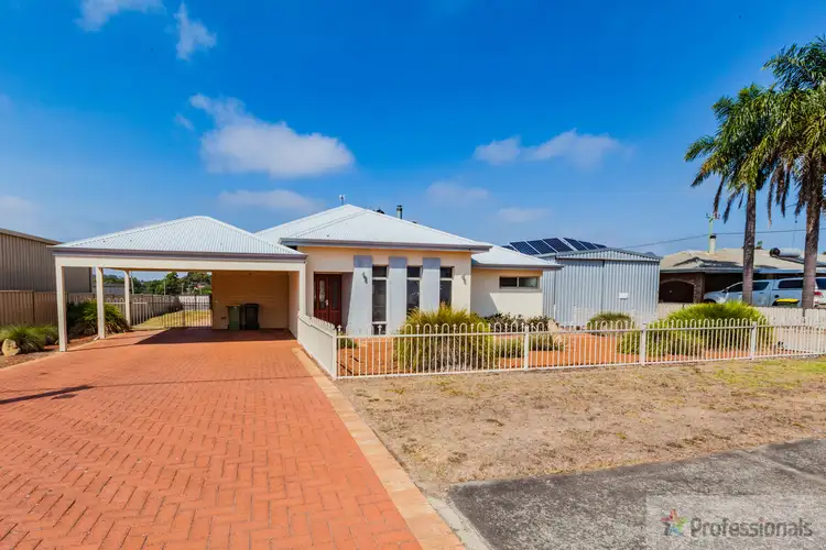 3 Casuarina Street