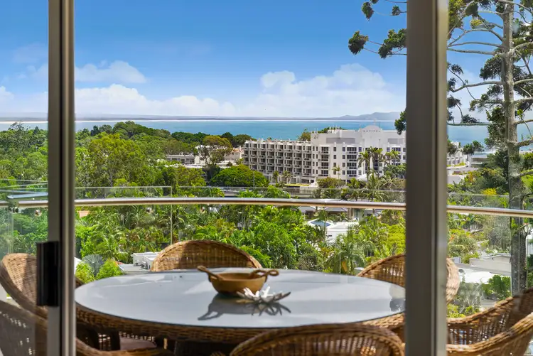 6/2 Noosa Drive, Noosa Heads QLD 4567