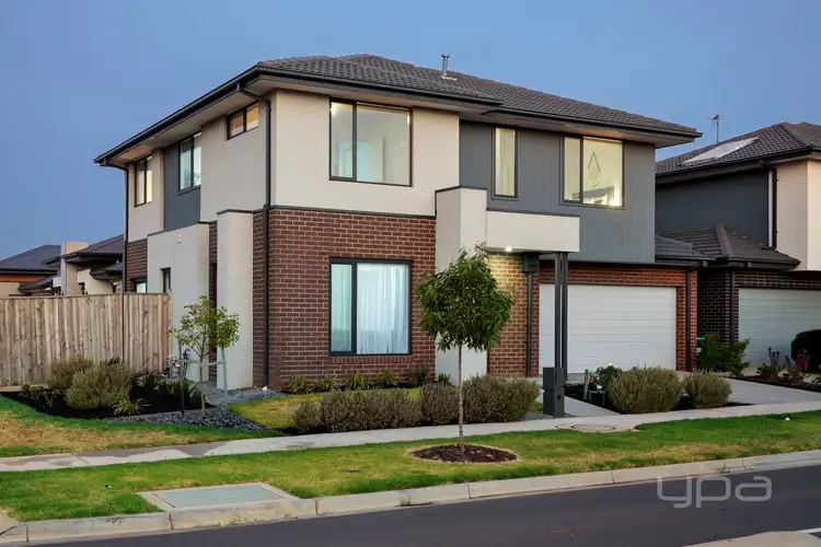 18 California Way, Bonnie Brook VIC 3335