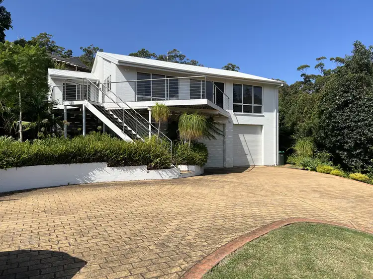 47 Lakewood Drive