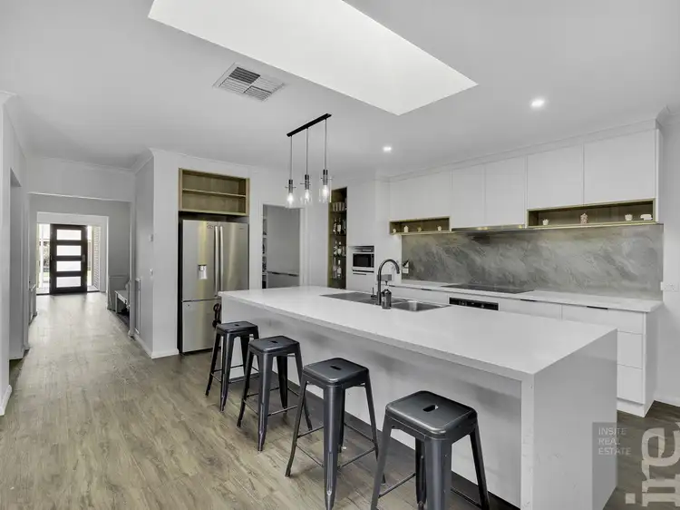 Second view of Homely house listing, 3 Sarakos Circuit, Wangaratta VIC 3677