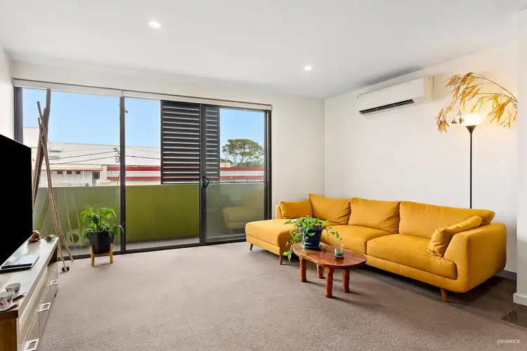 102/571 Pacific Highway, Belmont NSW 2280
