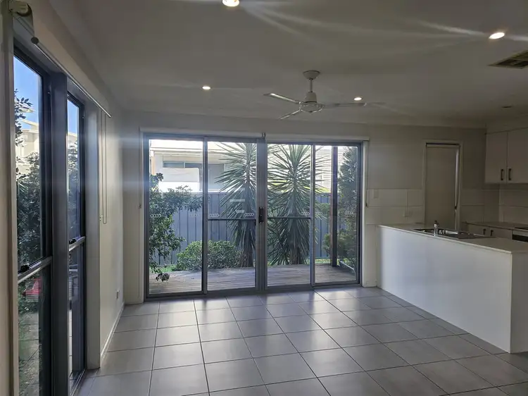 Fourth view of Homely unit listing, 3/37-39 Daisy Street, Miles QLD 4415