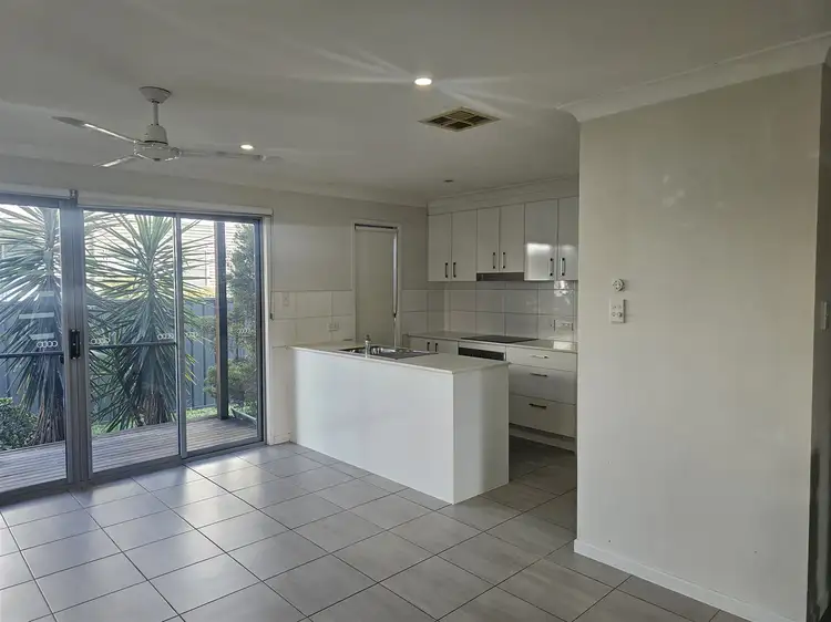 Fifth view of Homely unit listing, 3/37-39 Daisy Street, Miles QLD 4415