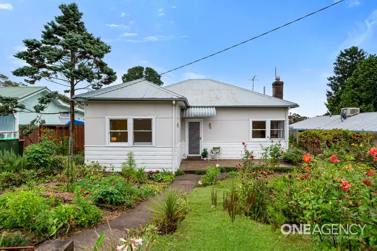 4 Woodlands Road, Katoomba NSW 2780