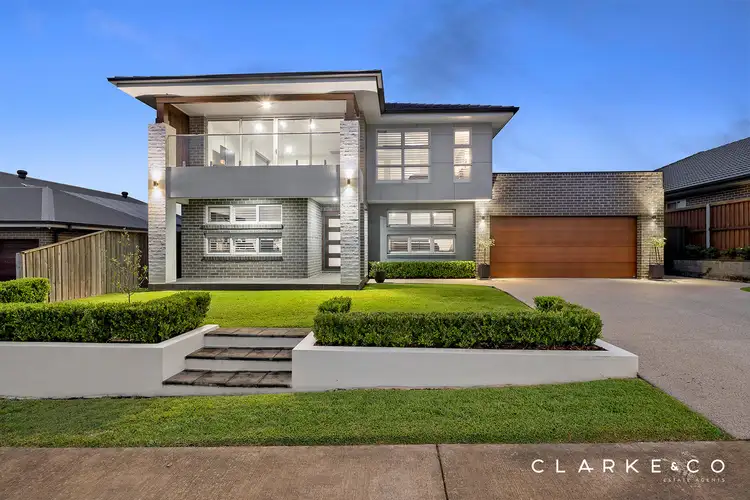 33 Harvest Boulevard, Chisholm NSW 2322