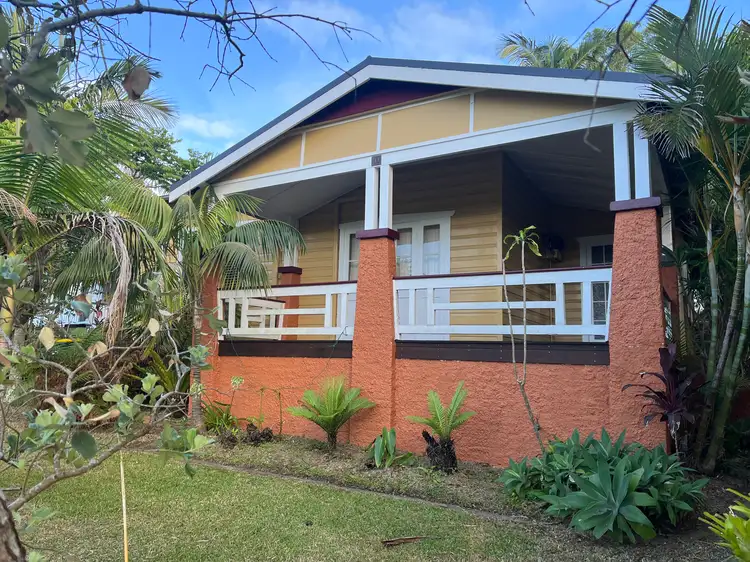 11 Nicoll Street