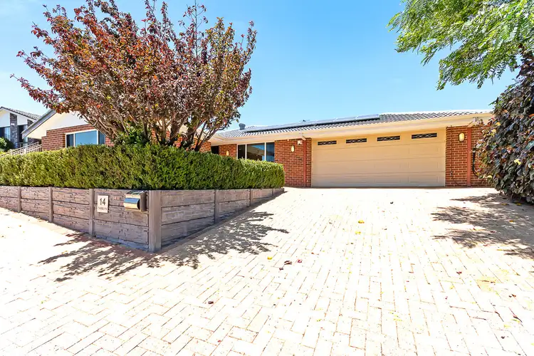 14 Tamblyn Close