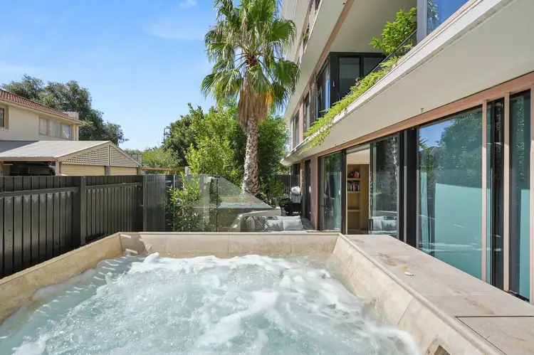 104A/14-16 The Esplanade, St Kilda VIC 3182