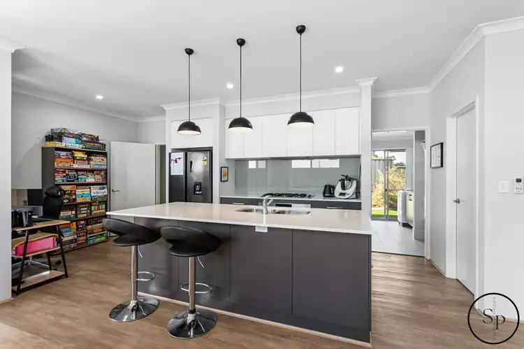 Sixth view of Homely house listing, 2 Deepwater Way, Lakelands WA 6180