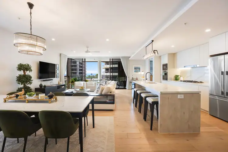601/5 Pacific Street, Main Beach QLD 4217