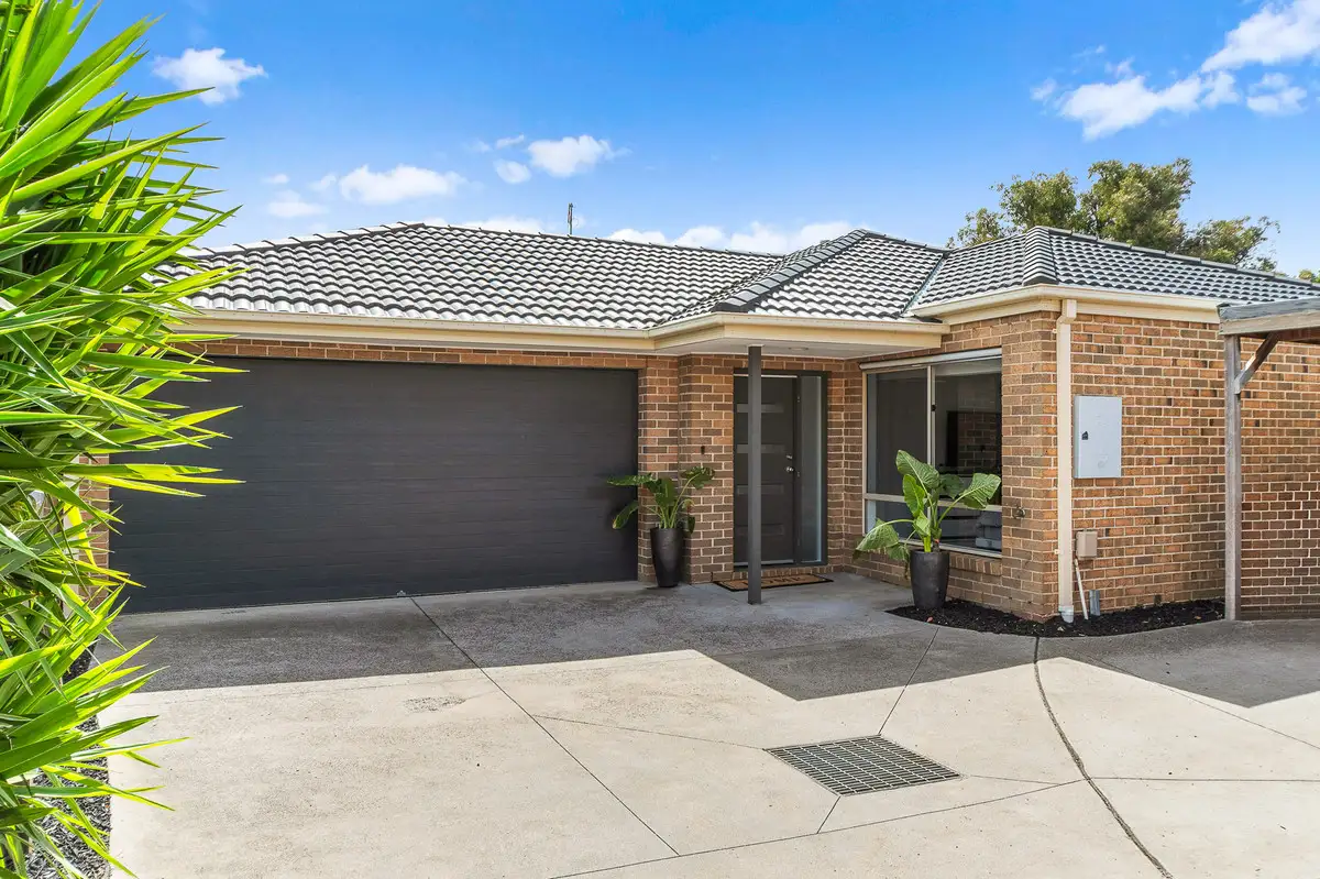 Main view of Homely unit listing, 2/5 Darnley Drive, Skye VIC 3977