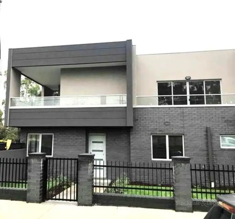 21 Station Road