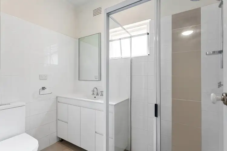 Fourth view of Homely apartment listing, 1/3 Middlemiss Street, Lavender Bay NSW 2060