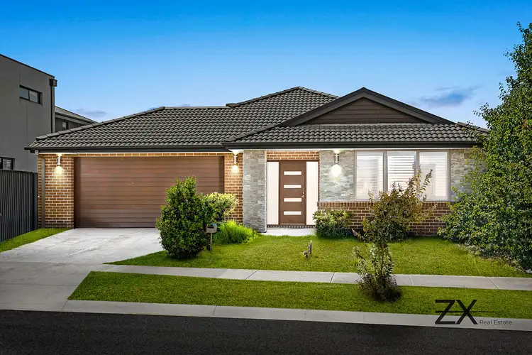 3 Greenrange Vista, Roxburgh Park VIC 3064