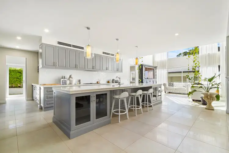 92 Hazel Road, Kalimna VIC 3909