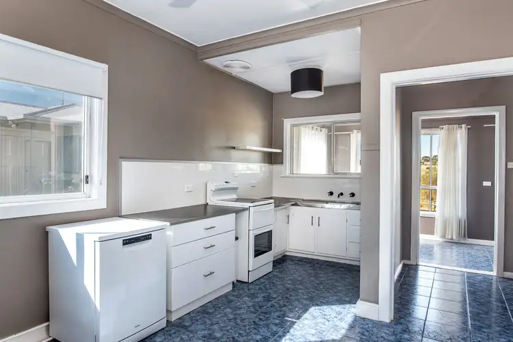 Third view of Homely house listing, 18 Charles Street, Hamilton VIC 3300