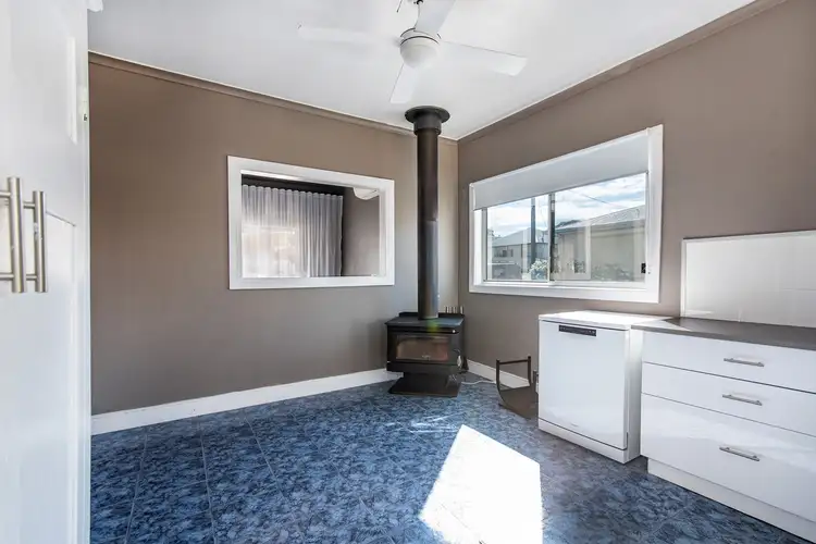 Fourth view of Homely house listing, 18 Charles Street, Hamilton VIC 3300