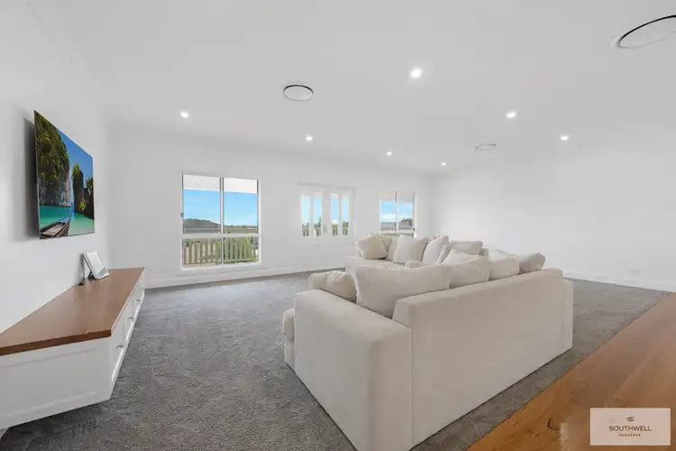 Fifth view of Homely house listing, 18 Honeyeater Place, Tamworth NSW 2340