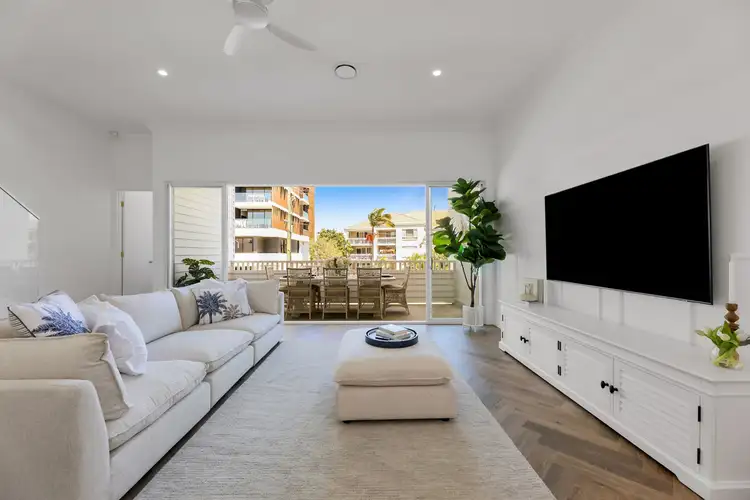 2/25 Dalpura Street, Surfers Paradise QLD 4217