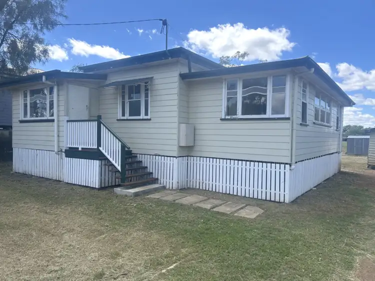 3 Amelia Street, Dalby QLD 4405