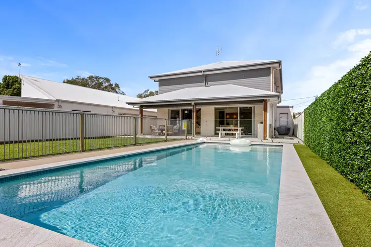 8 Hume Street, Golden Beach QLD 4551