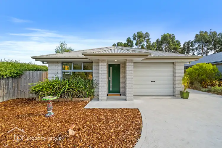 1/14 Burwood Street, Huonville TAS 7109