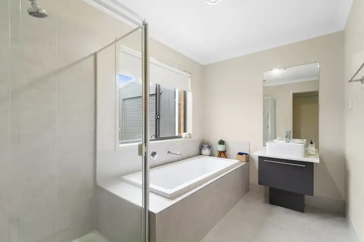 Second view of Homely house listing, 5 Cantwell Drive, Sale VIC 3850