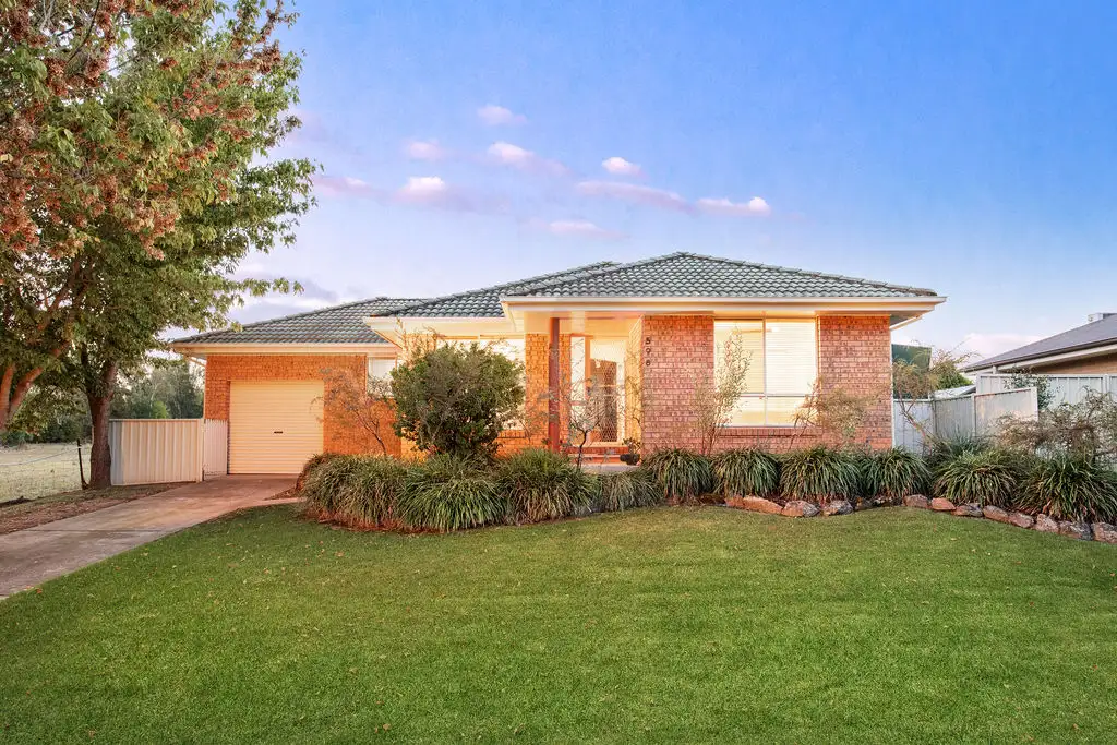 Main view of Homely house listing, 598 Oliver Street, Lavington NSW 2641