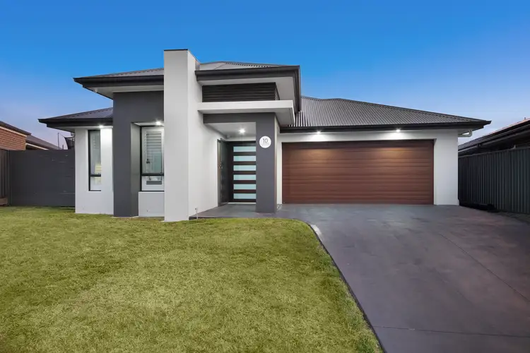 10 Medlar Circuit, Gillieston Heights NSW 2321