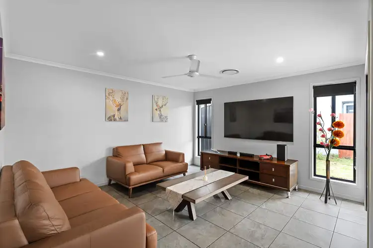 Second view of Homely house listing, 92 Mcarthur Parade, Baringa QLD 4551