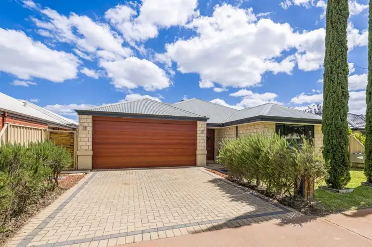 32 Weetman Road, Hammond Park WA 6164
