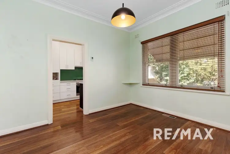 Fifth view of Homely house listing, 114 Fernleigh Road, Mount Austin NSW 2650