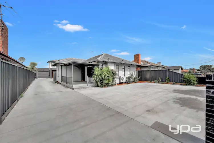 123 View Street, Glenroy VIC 3046