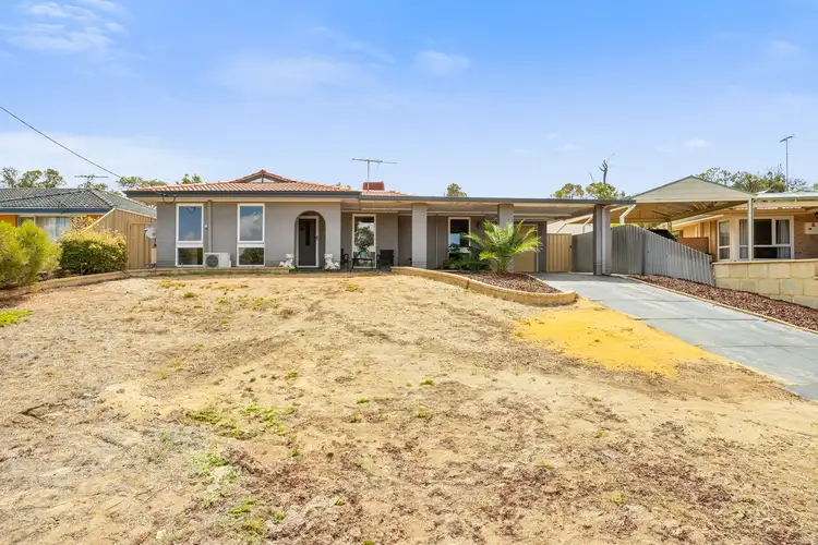 17 Dowling Place, Orelia WA 6167