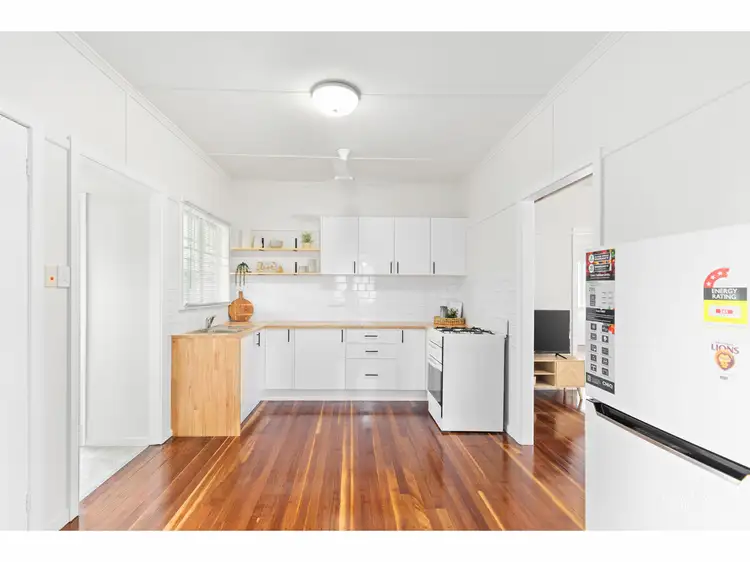 10 Edward Street, Berserker QLD 4701