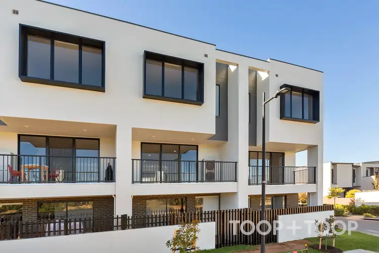 1 Mccoy Place