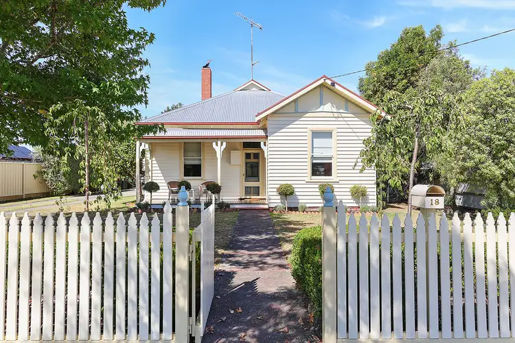 18 Hewitt Street, Colac VIC 3250
