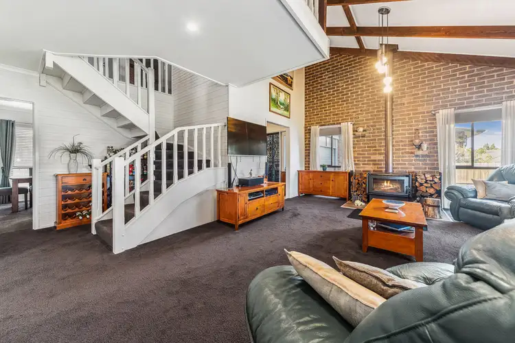 31 Veronica Drive