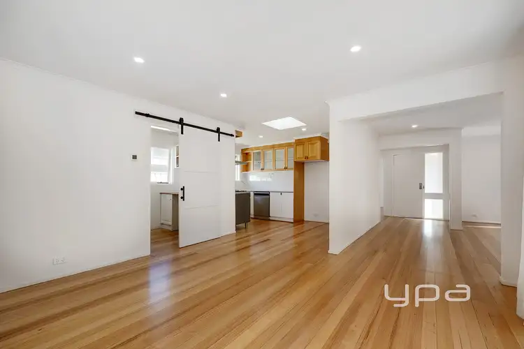 Fifth view of Homely house listing, 5 Hammersley Court, Taylors Lakes VIC 3038