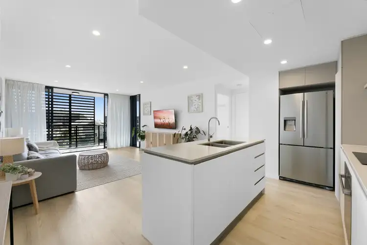 Fifth view of Homely unit listing, 302/3-7 Twenty Fourth Avenue, Palm Beach QLD 4221