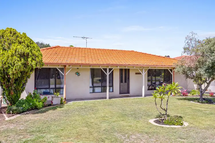 Fifth view of Homely house listing, 8 Shallow Close, Waikiki WA 6169