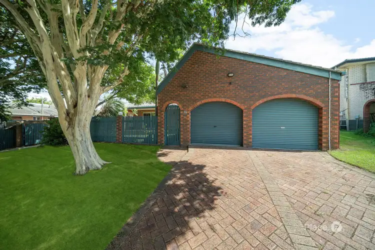 77 Ridgewood Road