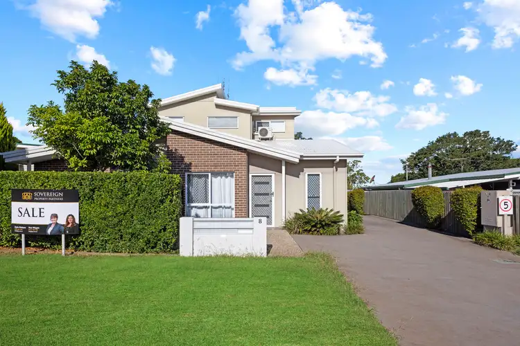 8 Tara Street
