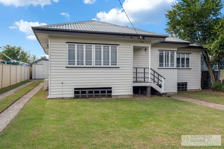 13 Pratten Street, Warwick QLD 4370