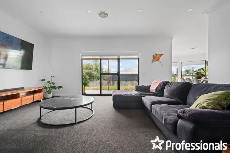 Fifth view of Homely house listing, 18 Darwin Drive, Llanarth NSW 2795