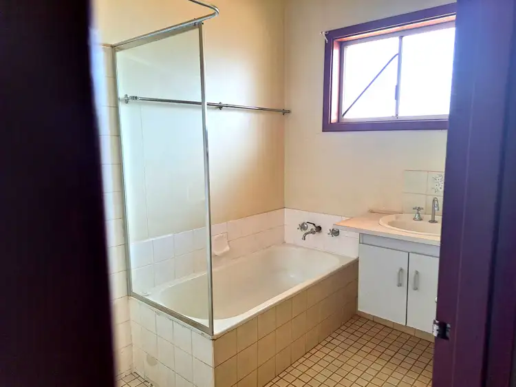 Sixth view of Homely house listing, 3b Knox Way, Newman WA 6753