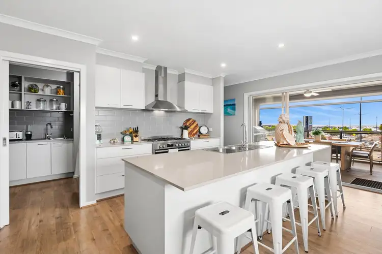 2 Yirn Avenue, Torquay VIC 3228