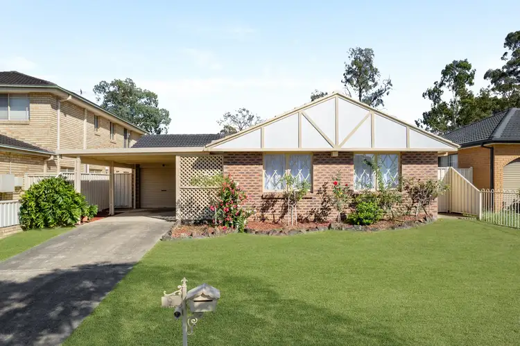 9 Macedon Street, Bossley Park NSW 2176