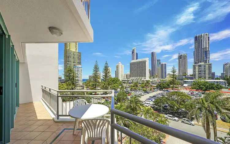 5 Palm Avenue